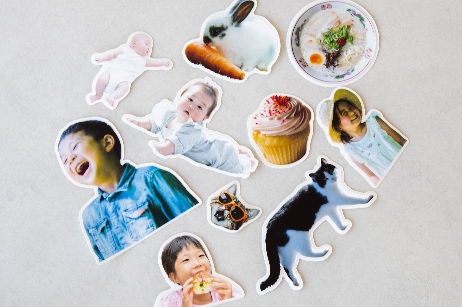 カットステッカー